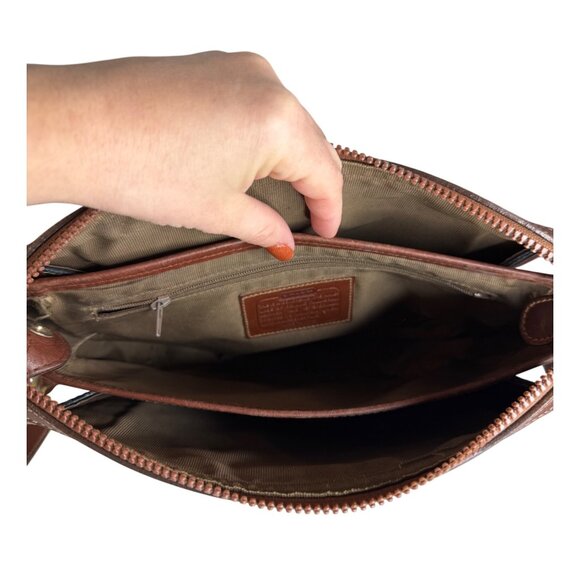 Vintage Coach Brown & Navy Pebbled Leather Crossbody Bag With Zipper Closures & - Picture 9 of 11